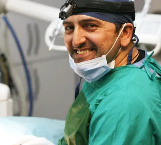 Dt. Ali Osman Emiroğlu profilinde yer alan galeri fotoğrafı.
