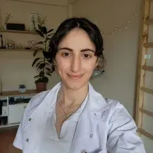 Fzt. Eda Nur Akgöğ — Fizyoterapi Ve Rehabilitasyon, Trabzon. Portre fotoğrafı.