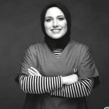 Dt. Zeynep İrem İlbaş — Diş Hekimi, Yalova. Portre fotoğrafı.