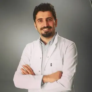 Op. Dr. Ömer Takeş profilinde yer alan galeri fotoğrafı.