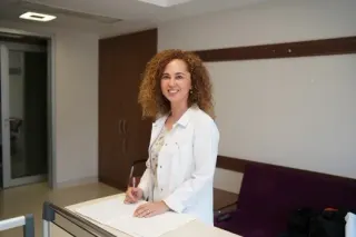 Op. Dr. Ebru Ünal profilinde yer alan galeri fotoğrafı.