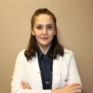 Uzm. Dr. Shalala Nazarova — Enfeksiyon Hastalıkları, Yenimahalle, Ankara. Portre fotoğrafı.