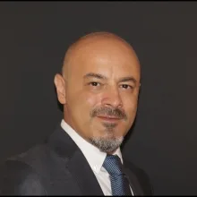 Prof. Dr. Ali Barbaros Başeskioğlu — Üroloji, Eskişehir. Portre fotoğrafı.