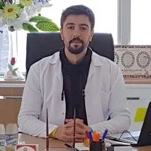 Dyt. Mahsun Fırat Demir — Diyetisyen. Portre fotoğrafı.