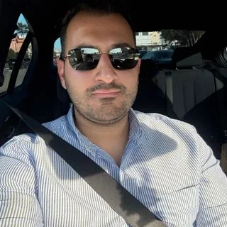 Dyt. Umut Gürler — Diyetisyen. Portre fotoğrafı.