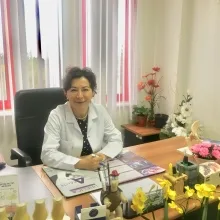 Prof. Dr. Nehir Samancı — Fiziksel Tıp Ve Rehabilitasyon, Konyaaltı, Antalya. Portre fotoğrafı.