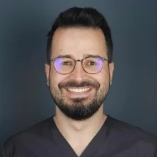Dr. Dt. Onur Utku Yüksel — Şişli, İstanbul. Portre fotoğrafı.