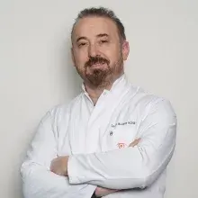 Doç. Dr. Bülent Köse — Göz Hastalıkları, Bursa. Portre fotoğrafı.