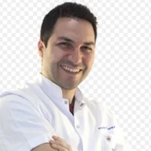 Dr. Dt. Kaan Öztoprak — Ankara. Portre fotoğrafı.