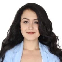 Psk. Dan. Hale Nur Coşkun — Psikolojik Danışma ve Rehberlik, İstanbul. Portre fotoğrafı.