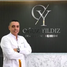 Dt. Oğuz Yıldız — Diş Hekimi, Bursa. Portre fotoğrafı.