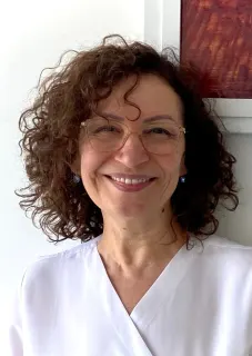 Dt. Elif Sınmaz profilinde yer alan galeri fotoğrafı.