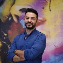 Uzm. Dr. Cenk Gül — İstanbul. Portre fotoğrafı.