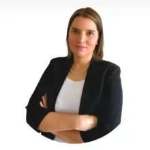 Kl. Psk. Rana Fırat — Psikoloji, İstanbul. Portre fotoğrafı.