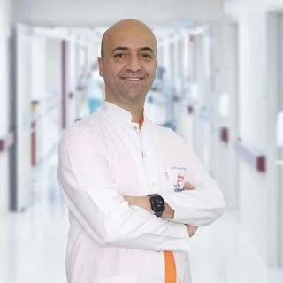 Op. Dr. Mehmet Kerim Şerbetçi — Genel Cerrahi, Osmangazi, Bursa. Portre fotoğrafı.