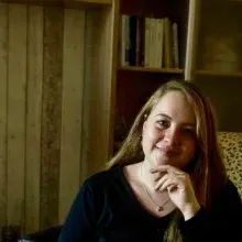 Psk. Elif Soykan — Psikoloji. Portre fotoğrafı.