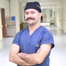 Doç. Dr. Mehmet Patmano — Genel Cerrahi, Kayseri. Portre fotoğrafı.