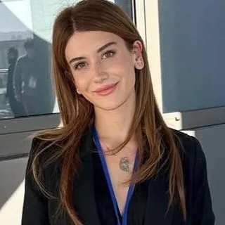 Psk. Zeynep Arslan — Psikoloji, Ankara. Portre fotoğrafı.