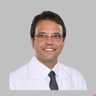 Doç. Dr. Hüseyin Özgür Aytaç — Genel Cerrahi, Yüreğir, Adana. Portre fotoğrafı.