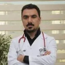 Uzm. Dr. Mehmet Emin Günel — Çocuk Sağlığı Ve Hastalıkları, Diyarbakır. Portre fotoğrafı.