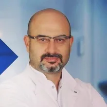 Op. Dr. Serkan Çorakçı — Kulak Burun Boğaz, Nilüfer, Bursa. Portre fotoğrafı.