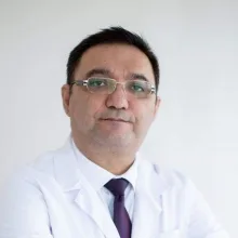 Doç. Dr. Mahmut Altındal — Bahçelievler, İstanbul. Portre fotoğrafı.