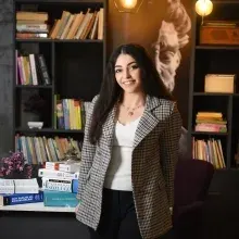 Kl. Psk. Hande Tümsa — Psikoloji, İstanbul. Portre fotoğrafı.