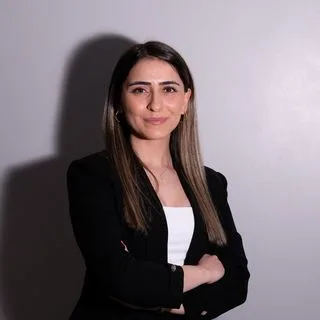 Dkt. Selda Tuncay Özkan — Dil ve Konuşma Terapisi, Samsun. Portre fotoğrafı.