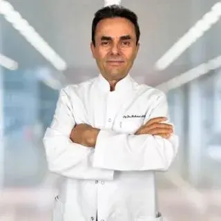 Op. Dr. Mehmet Ali Vural — Kulak Burun Boğaz, Ataşehir, İstanbul. Portre fotoğrafı.
