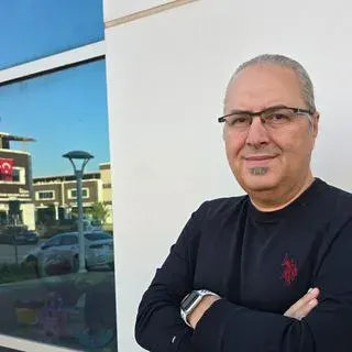Uzm. Dkt. Soner Cerrah — Dil ve Konuşma Terapisi, Kocaeli. Portre fotoğrafı.
