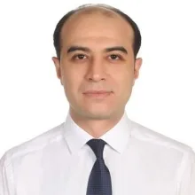 Doç. Dr. Selçuk Erdem — Üroloji, İstanbul. Portre fotoğrafı.