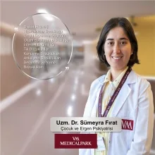 Uzm. Dr. Sümeyra Fırat — Çocuk ve Ergen Psikiyatrisi, Atakum, Samsun. Portre fotoğrafı.