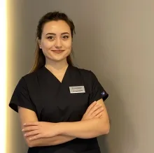Fzt. Sevgi Doğan — Fizyoterapi Ve Rehabilitasyon. Portre fotoğrafı.