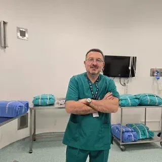 Op. Dr. Özgür Aydın — Ortopedi Ve Travmatoloji, Yalova. Portre fotoğrafı.