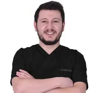 Dt. Melih Akpolat — Diş Hekimi, Tunceli. Portre fotoğrafı.