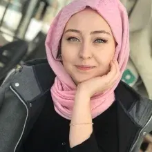 Psk. Ayşegül Bezirci — Psikoloji, İstanbul. Portre fotoğrafı.