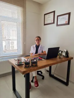 Op. Dr. Şule Ünsal profilinde yer alan galeri fotoğrafı.