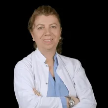 Uzm. Dr. Ayşe Esra Sırmagül — Fiziksel Tıp Ve Rehabilitasyon, Eskişehir. Portre fotoğrafı.