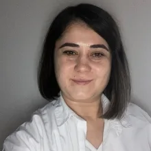 Uzm. Psk. Ceren Kara Aliş — Psikoloji, İstanbul. Portre fotoğrafı.
