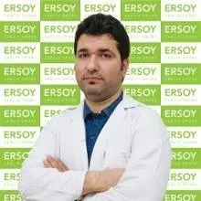 Uzm. Dr. Ceyhun Caferov — İstanbul. Portre fotoğrafı.
