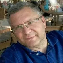 Prof. Dr. Dinçer Avlan — Çocuk Cerrahisi, Edirne. Portre fotoğrafı.