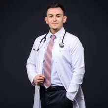 Dr. Ramazan Ensar Garip — Pratisyen, Ankara. Portre fotoğrafı.