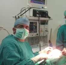 Op. Dr. Mohammed Al-Saeedi — Plastik Rekonstrüktif Ve Estetik Cerrahi, Çankaya, Ankara. Portre fotoğrafı.