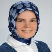 Doç. Dr. Fatma Eskicioğlu — Kadın Hastalıkları Ve Doğum, Manisa. Portre fotoğrafı.
