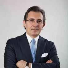 Prof. Dr. Ahmet Gökhan Türkçapar — Genel Cerrahi, İstanbul. Portre fotoğrafı.