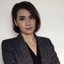 Kl. Psk. Selin Acarlar — Psikoloji, Çanakkale. Portre fotoğrafı.