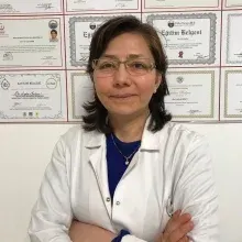 Uzm. Dr. Leyla Şahan — Anesteziyoloji Ve Reanimasyon, İstanbul. Portre fotoğrafı.