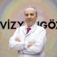 Uzm. Dr. Mustafa Nal — Göz Hastalıkları, Denizli. Portre fotoğrafı.