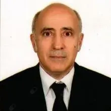 Dr. Akif Akça — Pratisyen, Küçükçekmece, İstanbul. Portre fotoğrafı.