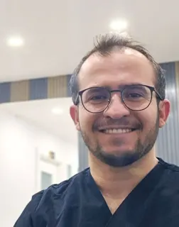 Dt. Ahmet Ağolday profilinde yer alan galeri fotoğrafı.